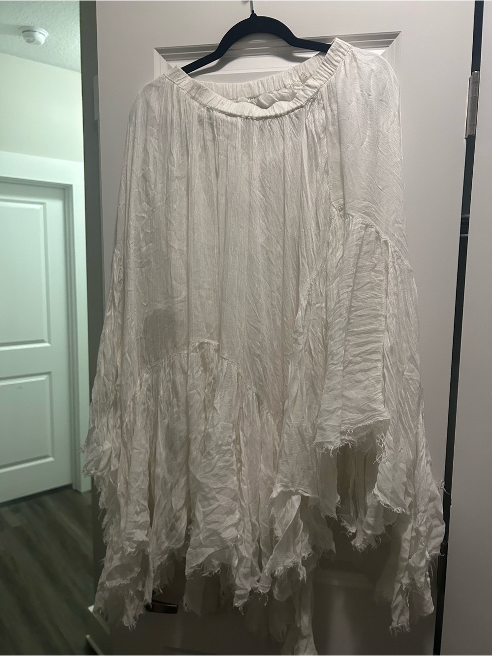 Free People White Layered High-Low Boho Maxi Skirt - Picture 3 of 4
